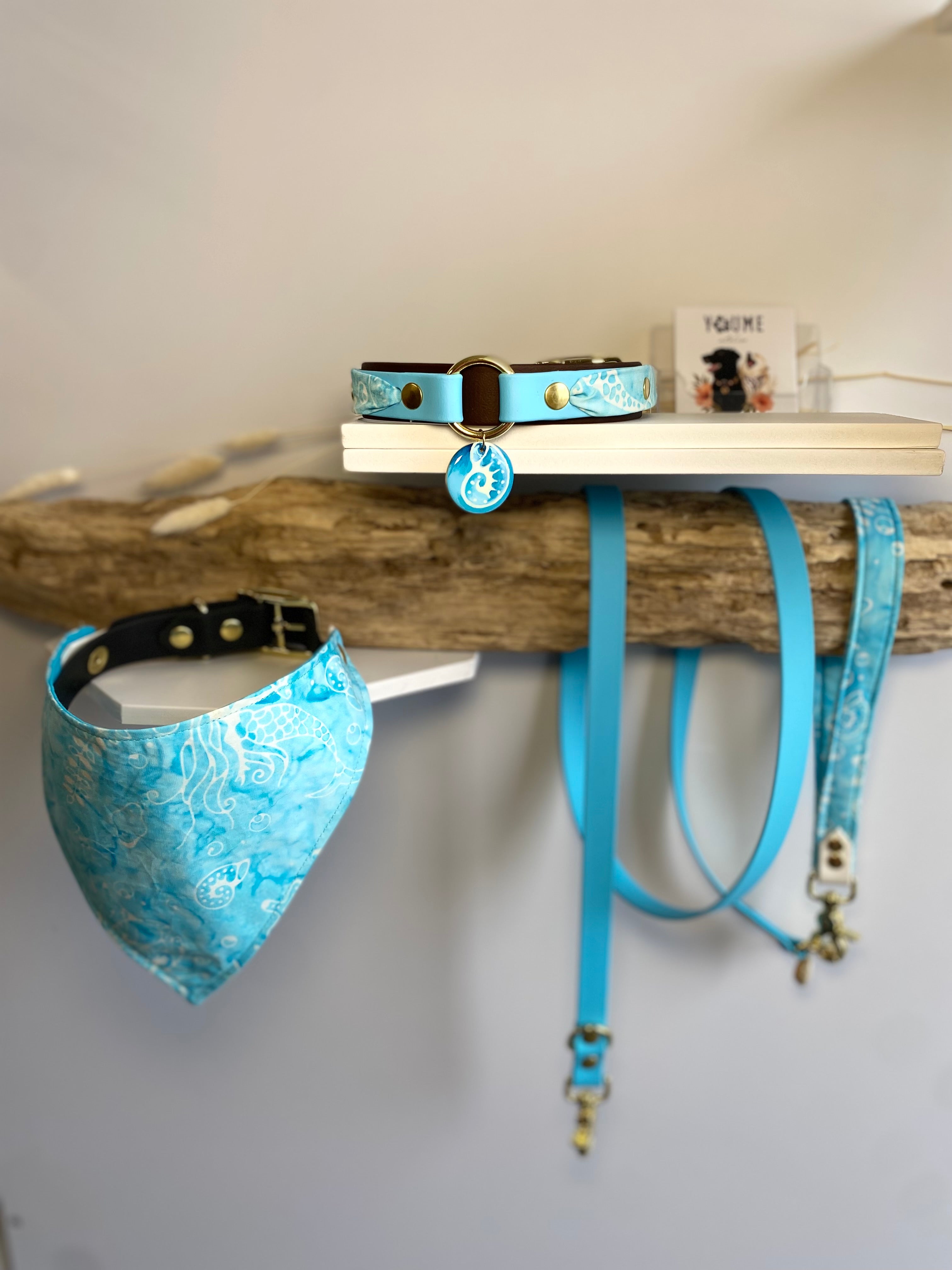 Set Éphémère - Abysse cyan - Porte médaille et médaille